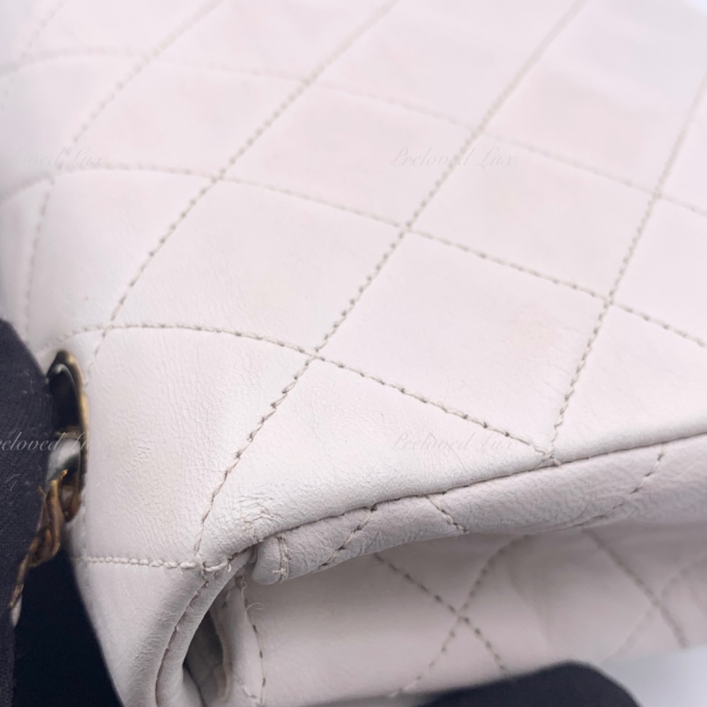 Authentic CHANEL Classic Lambskin Chain Mini Square Flap Bag White/ GHW - Picture 15 of 17